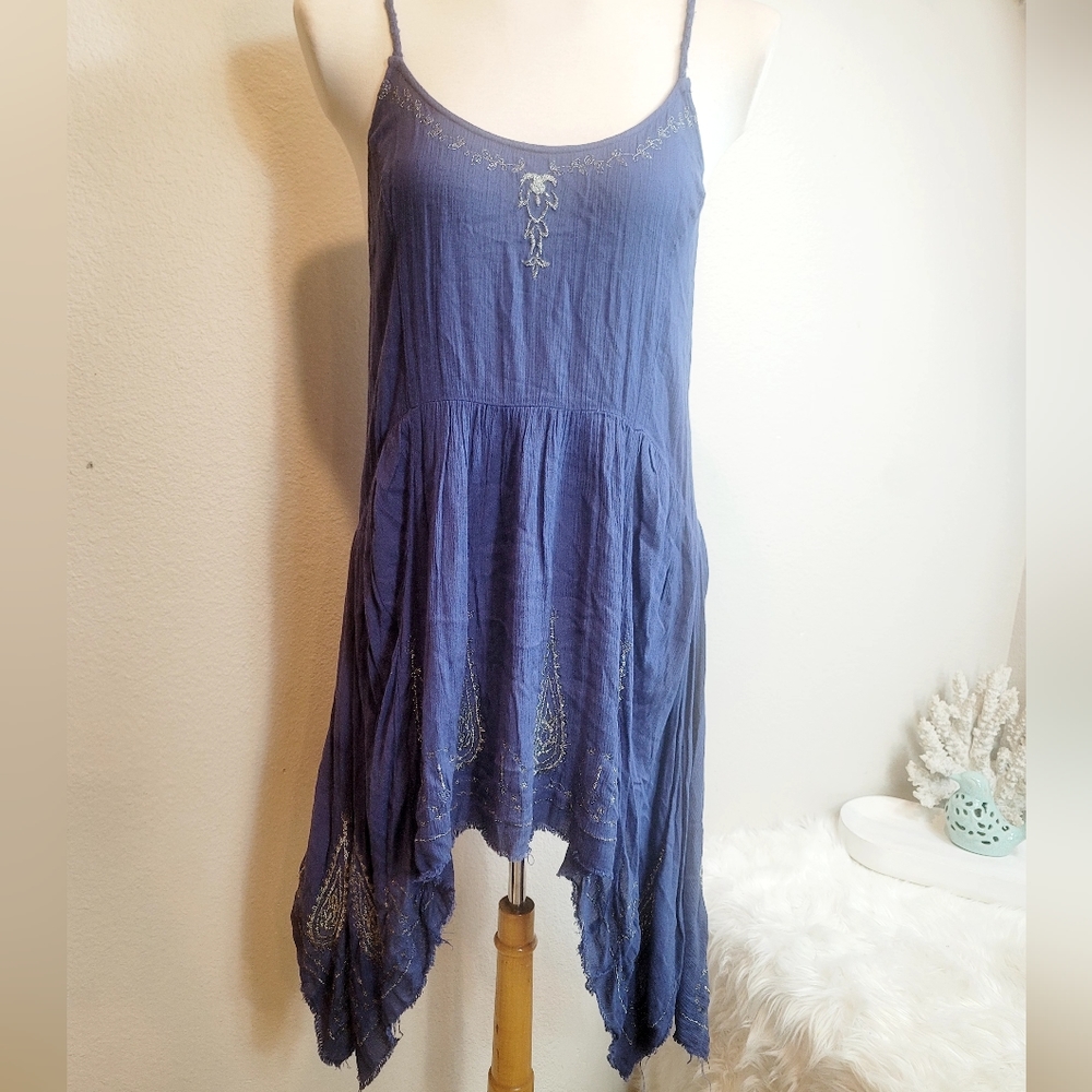 FREE PEOPLE MEADOW MEDALLION SLIP HANDKERCHIEF BLUE & SILVER EMBROIDERY BOHEMIAN - Picture 3 of 14